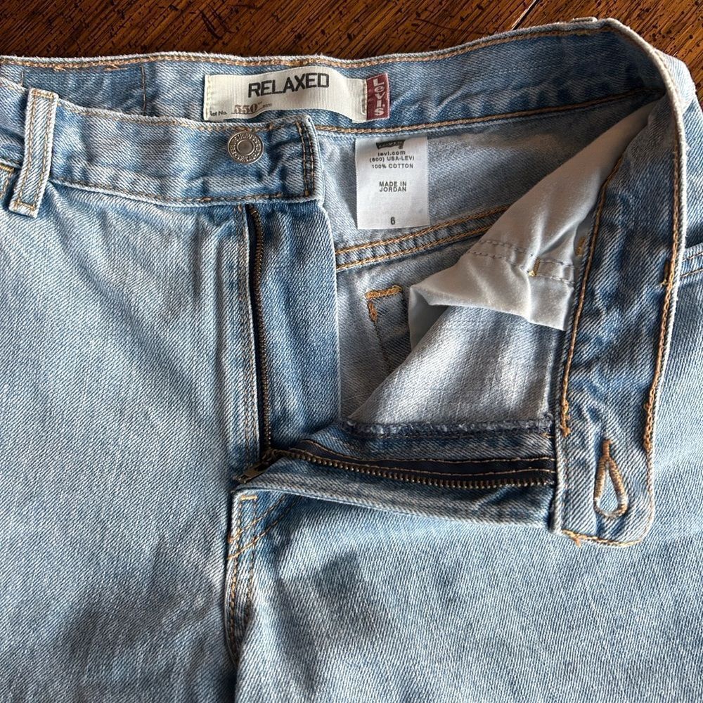 Levi's 550 Vintage Women’s Jean Shorts Sz 6 EUC - Picture 3 of 7
